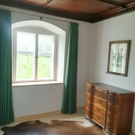 Hofmarkrichterhaus Apartman Polling